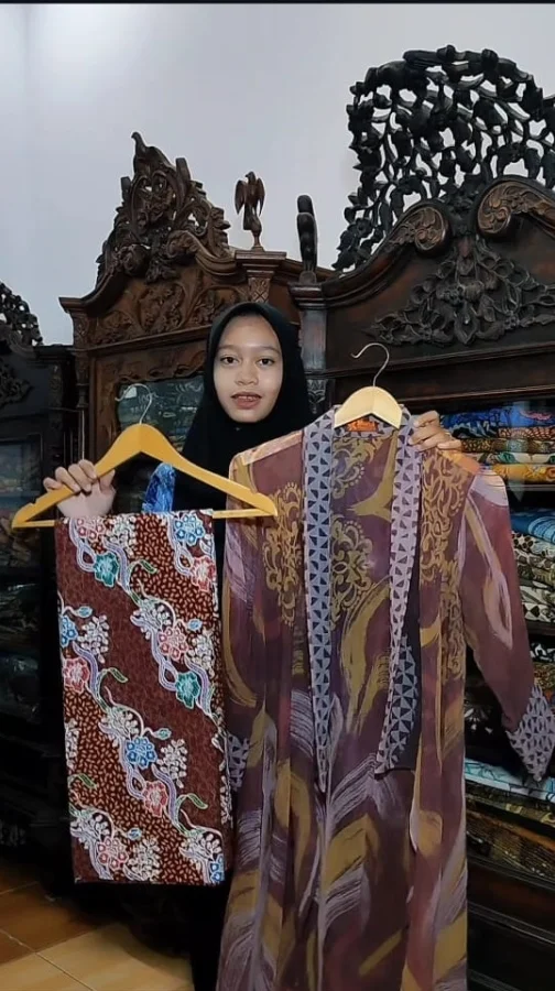 lilit-kain-batik-auto-anggun-gaya-tradisional-kekinian