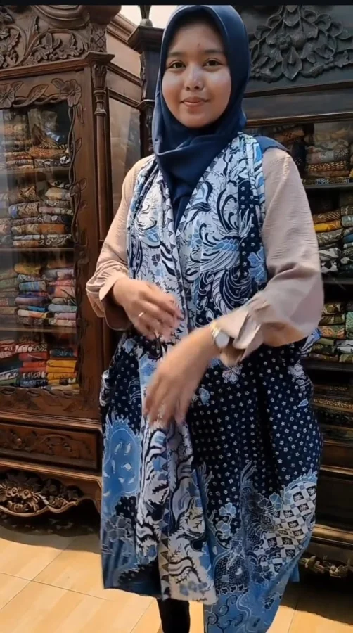 fashion-hack-kain-batik-gaya-praktis-stylish-maksimal