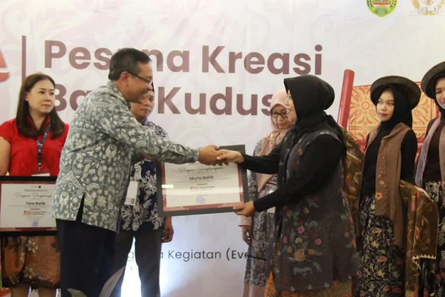 bisa-fest-pesona-kreasi-batik-kudus-hotelhomkudus