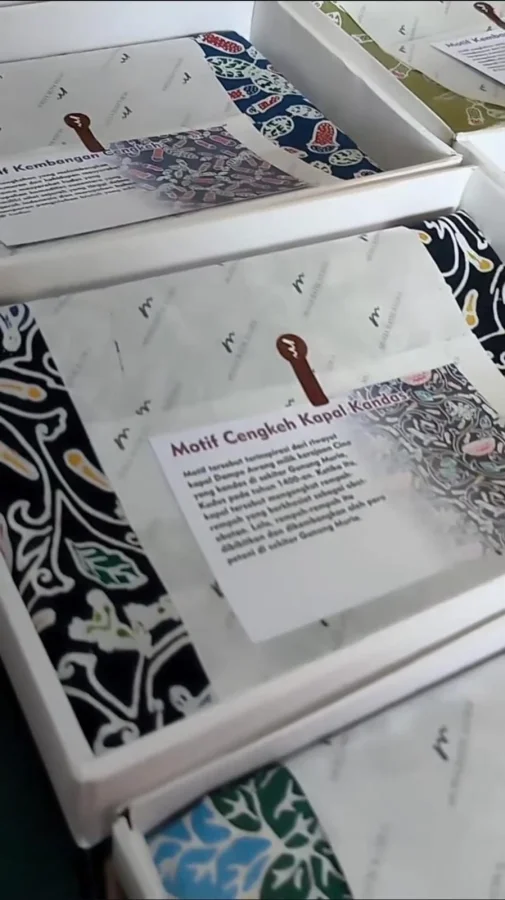 hampers-batik-kudus-eksklusif-momen-spesial