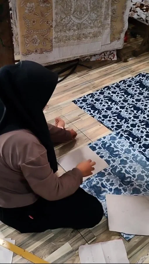 produksi-souvenir-grosir-eceran-muria-batik-stok-motif-lengkap
