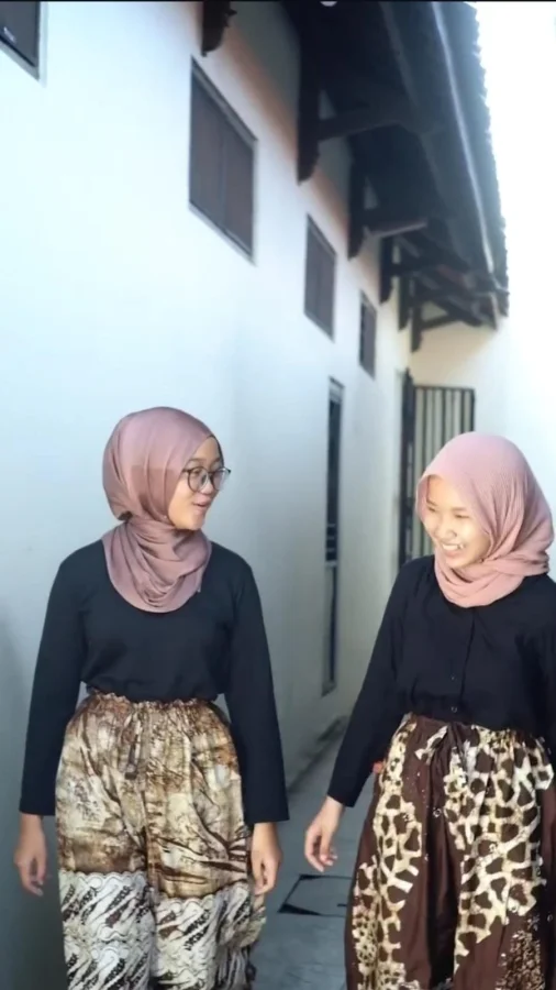 kullot-lukis-batik-santuy-stylish-jalan-jalan-galeri