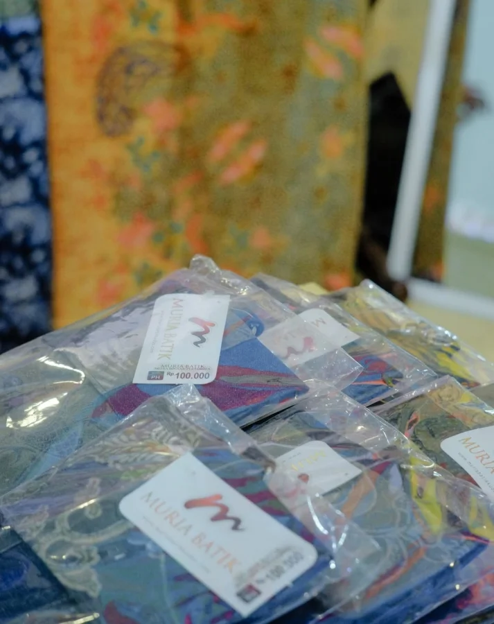 stand-muria-batik-aki-2023-kudus-city-walk-kecantikan-kebudayaan