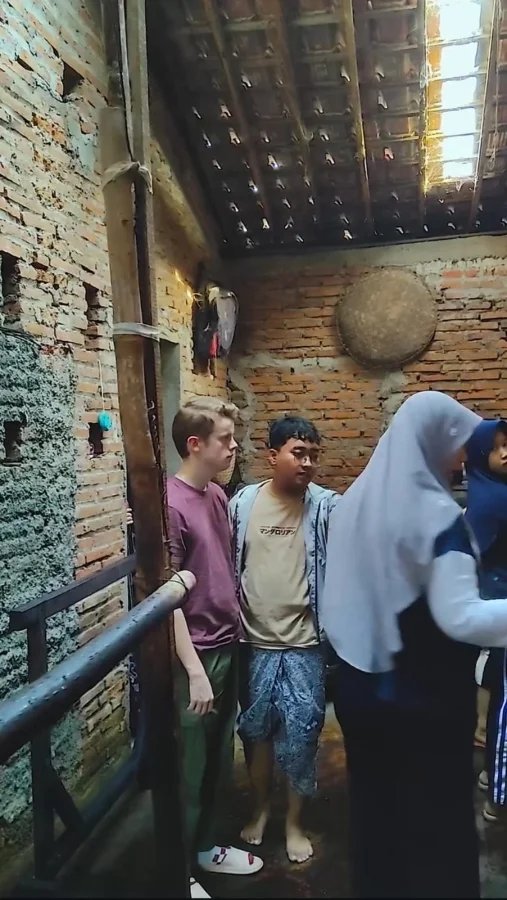 terima-kasih-mahasiswa-perancis-batik-indonesia-warisan-budaya-mancanegara