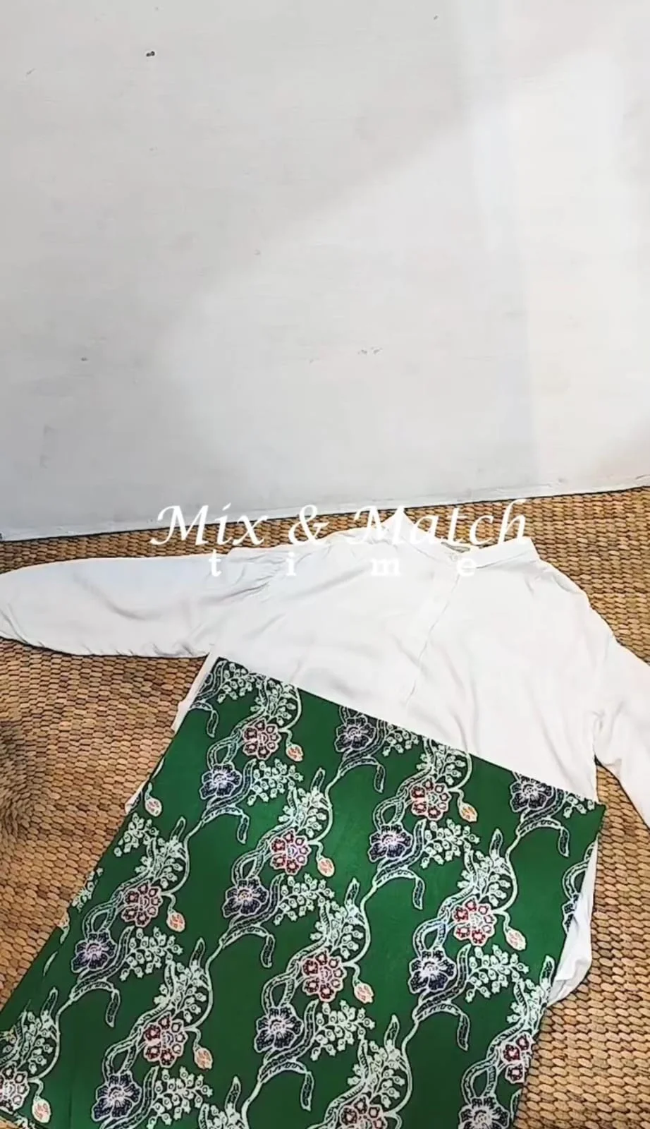 mix-match-batik-warna-basic-ootd-ngampus-ngantor